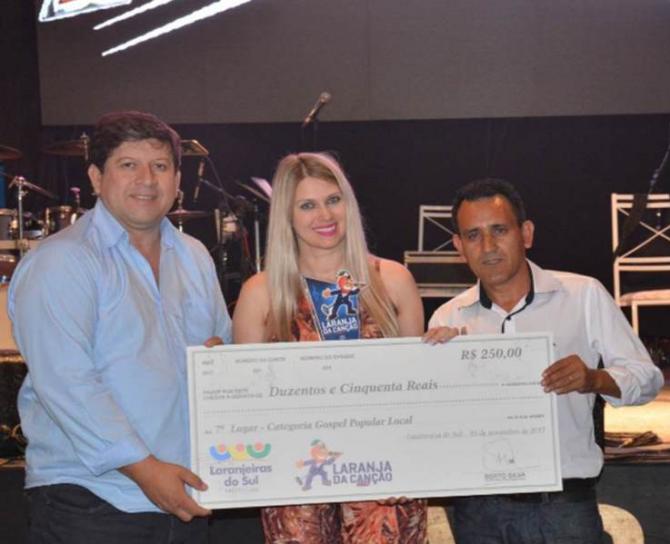 Vereadores prestigiam Festival Laranja da Canção